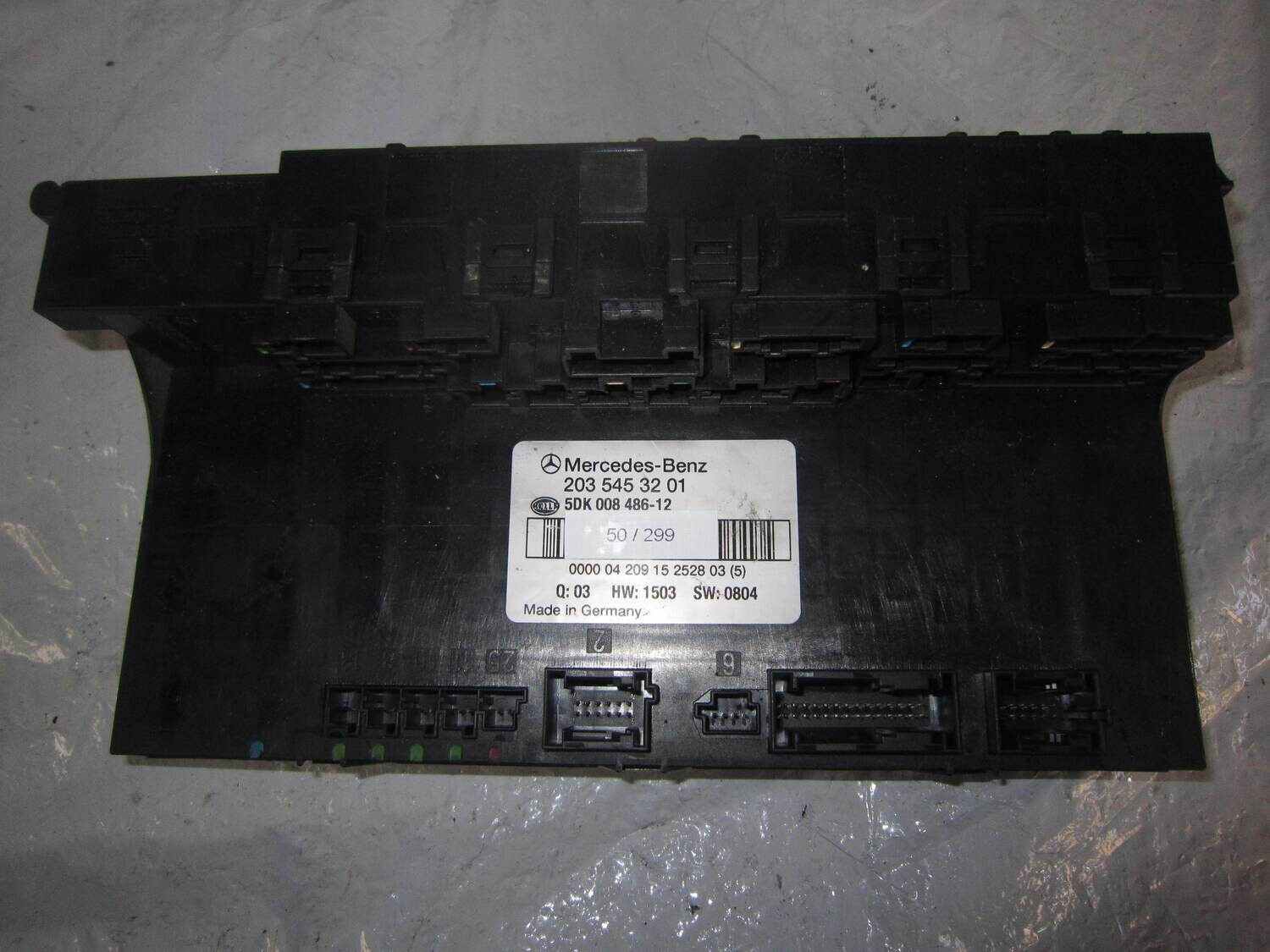 50-299 Body Computer Hella KG 203 545 32 01 2035453201 5DK008486-12 5DK00848612 HW 1503 SW 0804 MERCEDES BENZ CLASSE  C