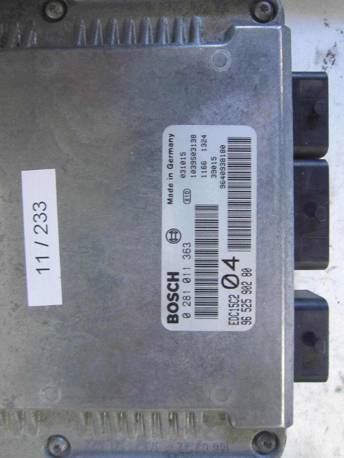 11-233 centralina motore bosch 0 281 011 363 96 525 902 80 1039s03138 edc15c2  citroen / peugeot c 8