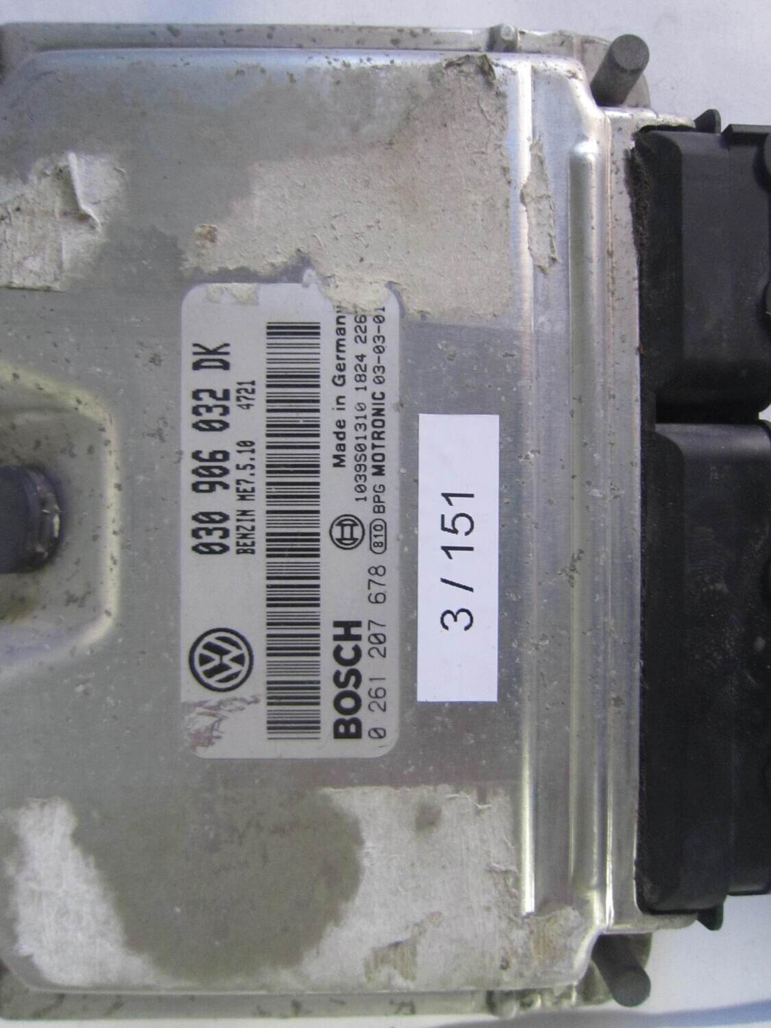 3-151 centralina motore bosch 0 261 207 678 030 906 032 dk 1039s01310 me7.5.10  seat varie