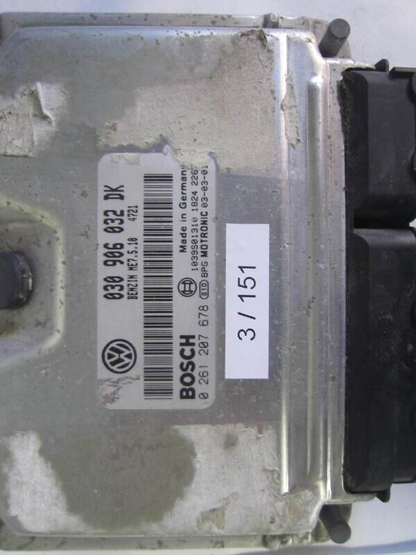 3-151 centralina motore bosch 0 261 207 678 030 906 032 dk 1039s01310 me7.5.10  seat varie