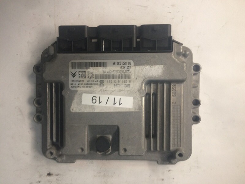 11-19 Centralina Motore Bosch 0281013331 0 281 013 331 9662213180  1039S14811      CITROEN / PEUGEOT  1.6 HDI