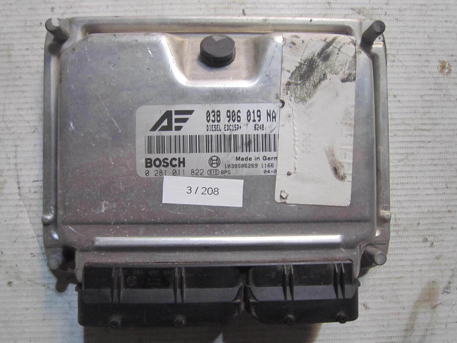 3-208 Centralina Motore Bosch 0 281 011 822 0281011822 038 906 019 NA 038906019NA 1039S06269 EDC15P VOLKSWAGEN Diesel SHARAN