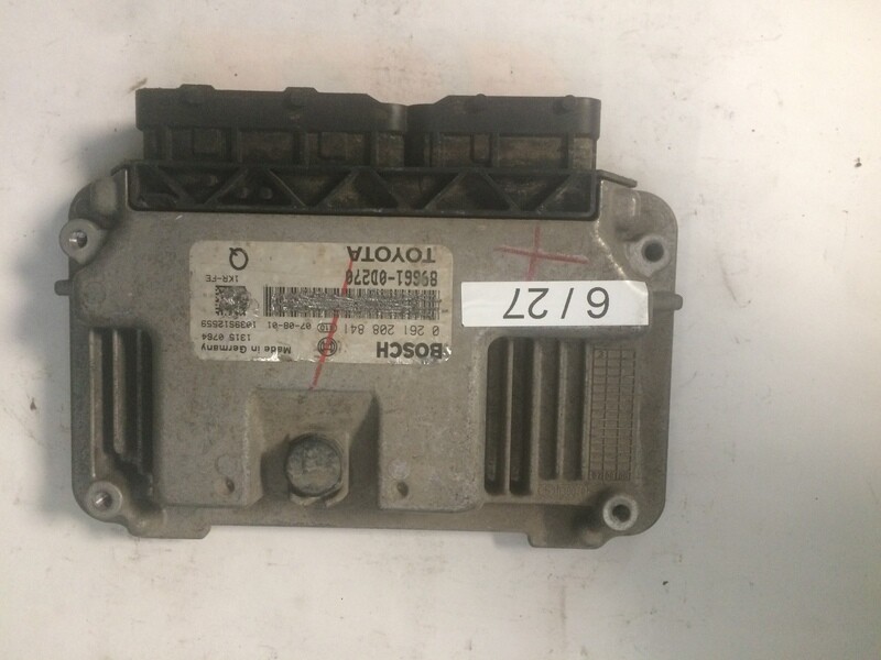 6-27 Centralina Motore Bosch 0261208841 896610D270 1039S12559 TOYOTA  YARIS