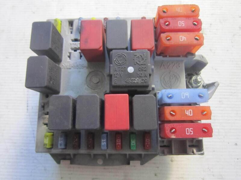 60-97 Scatola Fusibili Alfa Romeo / Fiat / Lancia 51742420 33708 1 337081 VARIE