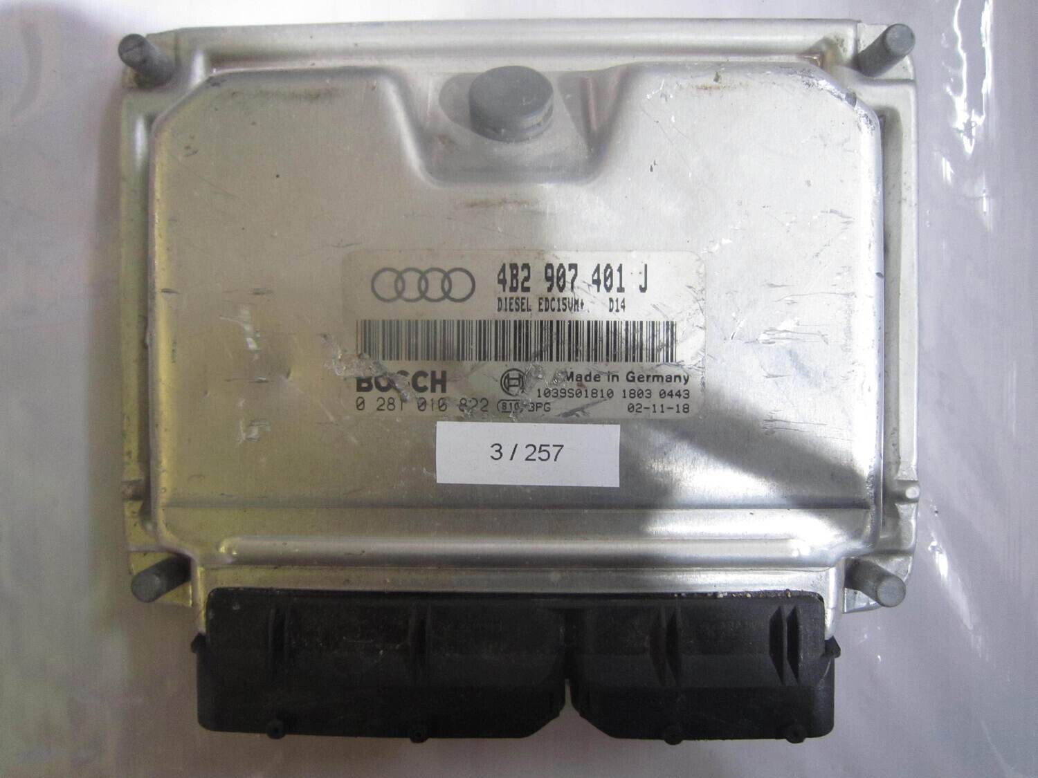 3-257 Centralina Motore Bosch 0 281 010 822 0281010822 4B2 907 401 J 4B2907401J 1039S01810 EDC15VM AUDI Diesel A 6 2.5