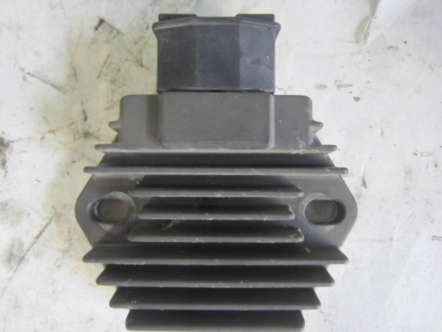 36-50 Regolatore Di Tensione Honda SH691BA T6.1 091 T61091 Benzina FORESIGHT