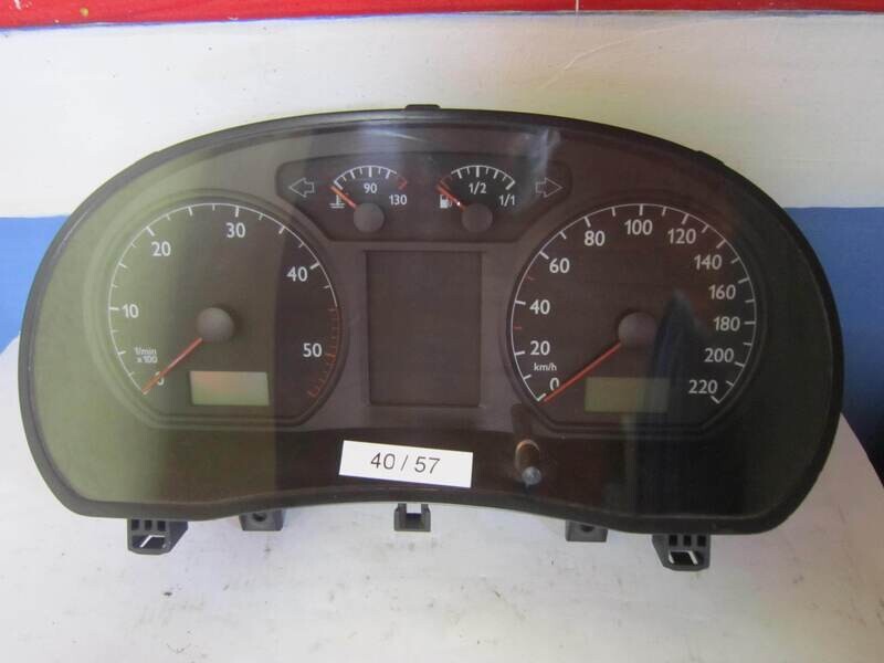 40-57 Quadro Strumenti / Contachilometri Vdo 6Q0 920 800 M B41 6Q0920800MB41 110080 88 311 330 VOLKSWAGEN Diesel POLO