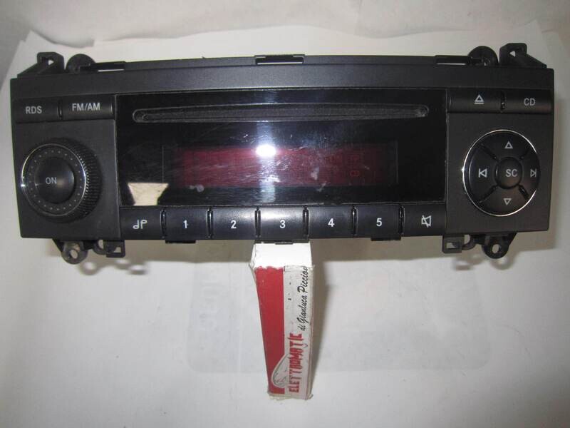 20-118 Autoradio Becker A1698200486 A 169 820 04 86         MERCEDES BENZ  CLASSE A