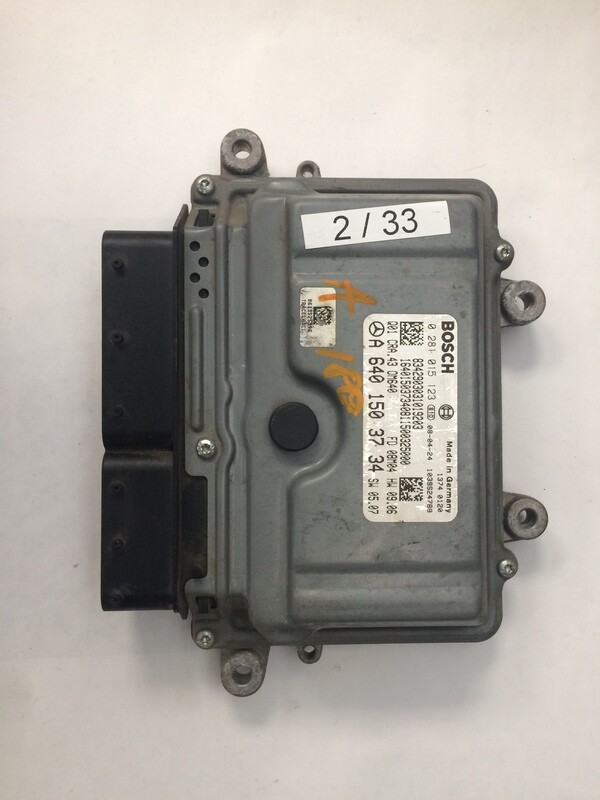 2-33 Centralina Motore Bosch 0281015123 0 281 015 123 640 150 37 34 6401503734 1039S24788      MERCEDES BENZ  CLASSE B 2.0 CDI
