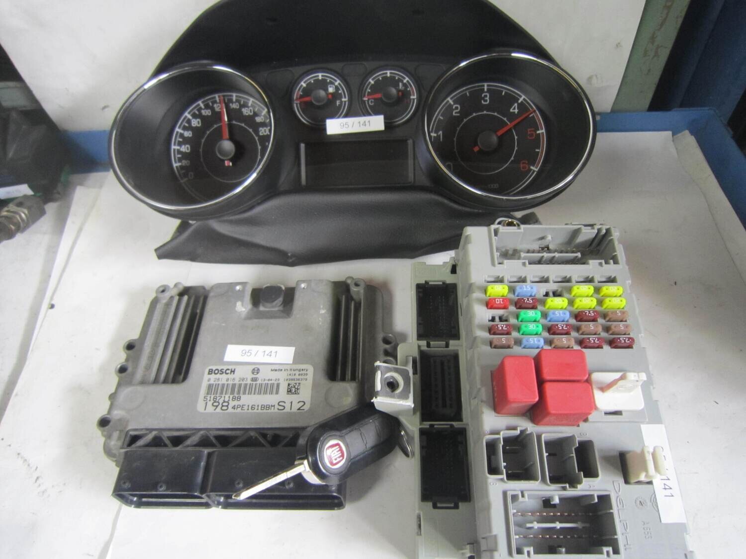 95-141 Kit Motore Alfa Romeo / Fiat / Lancia 0 281 016 203 0281016203 51871188  1039S36379  198 4PE161BBM S12 51915644  51829178 CPL 00518483060   503001980003 Diesel BRAVO
