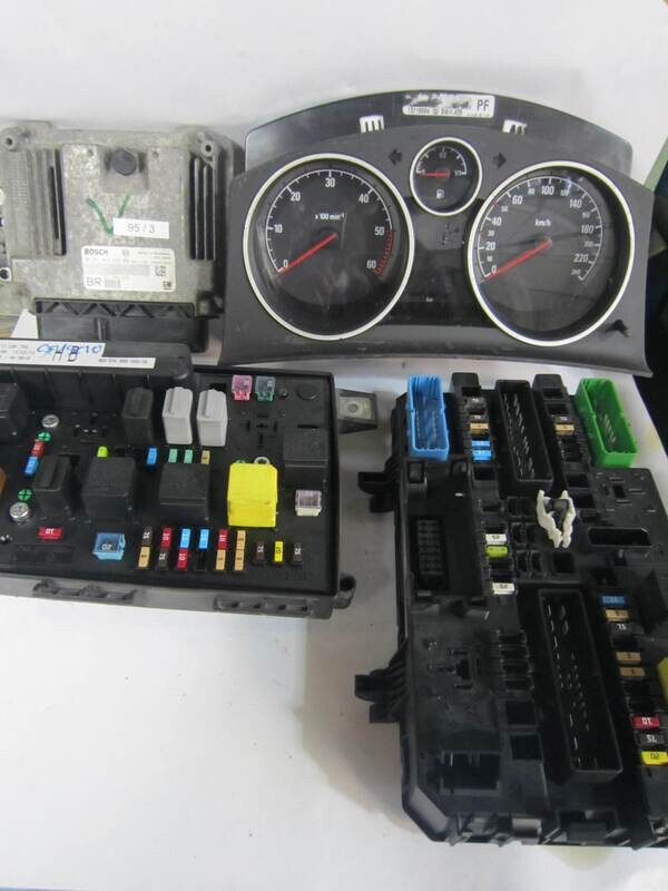 95-3 Kit Motore Opel 0 281 012 549 0281012549 13216684 13 206 754 13 206 758 Diesel ZAFIRA 1.7