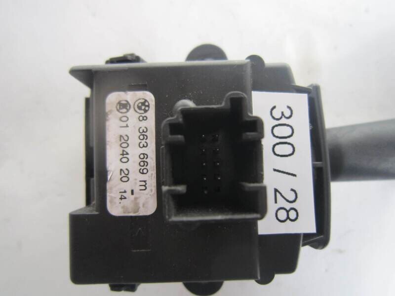 300-28 Comando Luci Devioluci Frecce Tergi Cruise BMW 8363669 8 363 669 01 2040 20 01204020       BMW  SERIE 5