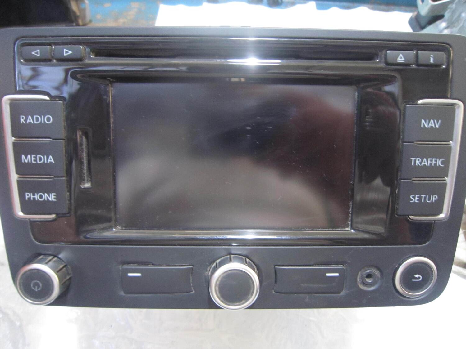 20-343 Navigatore Bosch 7 612 032 082 7612032082 3C0 035 270 B 3C0035270B FD 5010 HW H19 SW 0353 VOLKSWAGEN GOLF