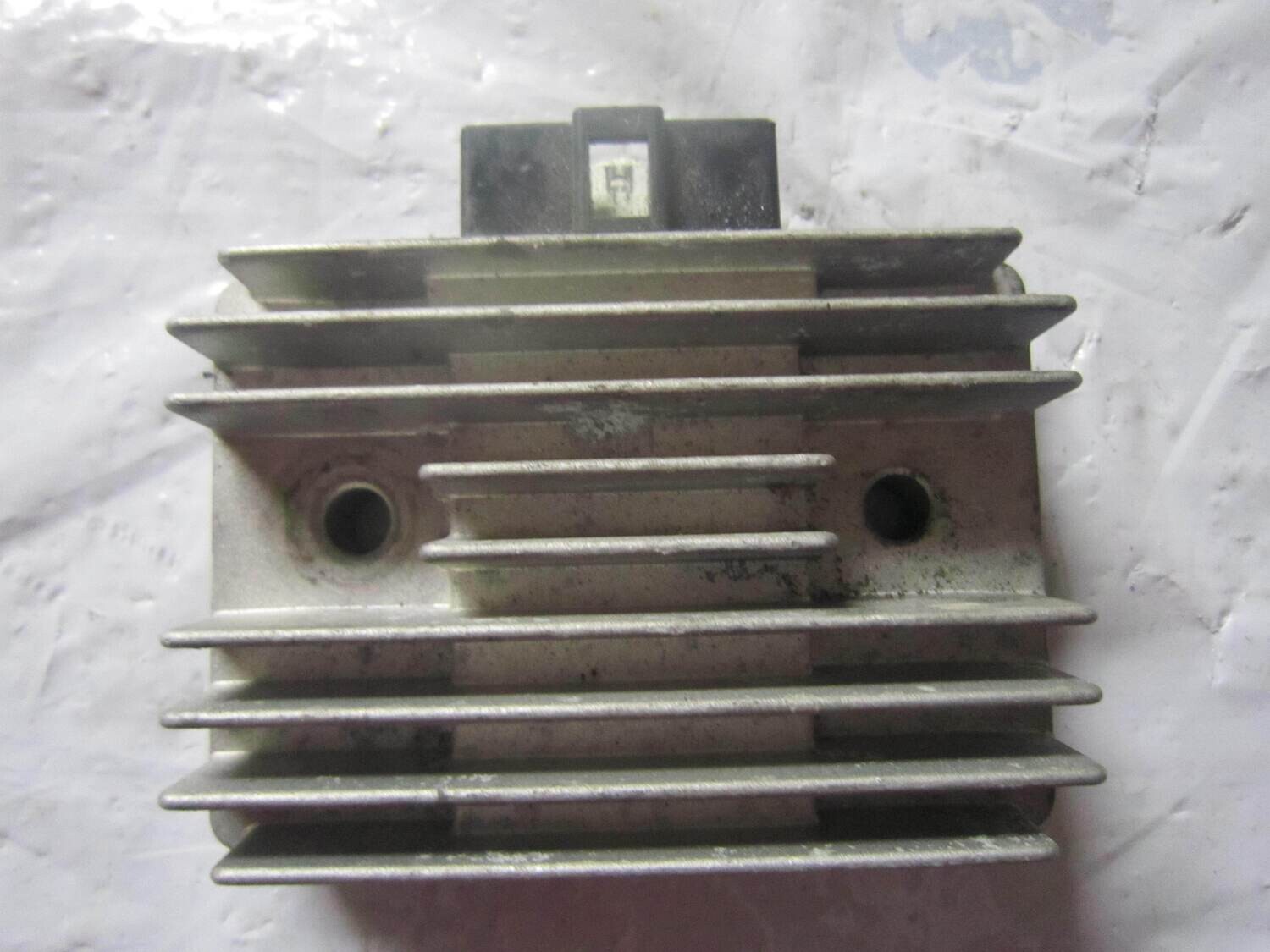 36-83 Regolatore Di Tensione Yura Corporation Sun Regulator Rectifier SunRegulatorRectifier PIAGGIO Benzina VARIE