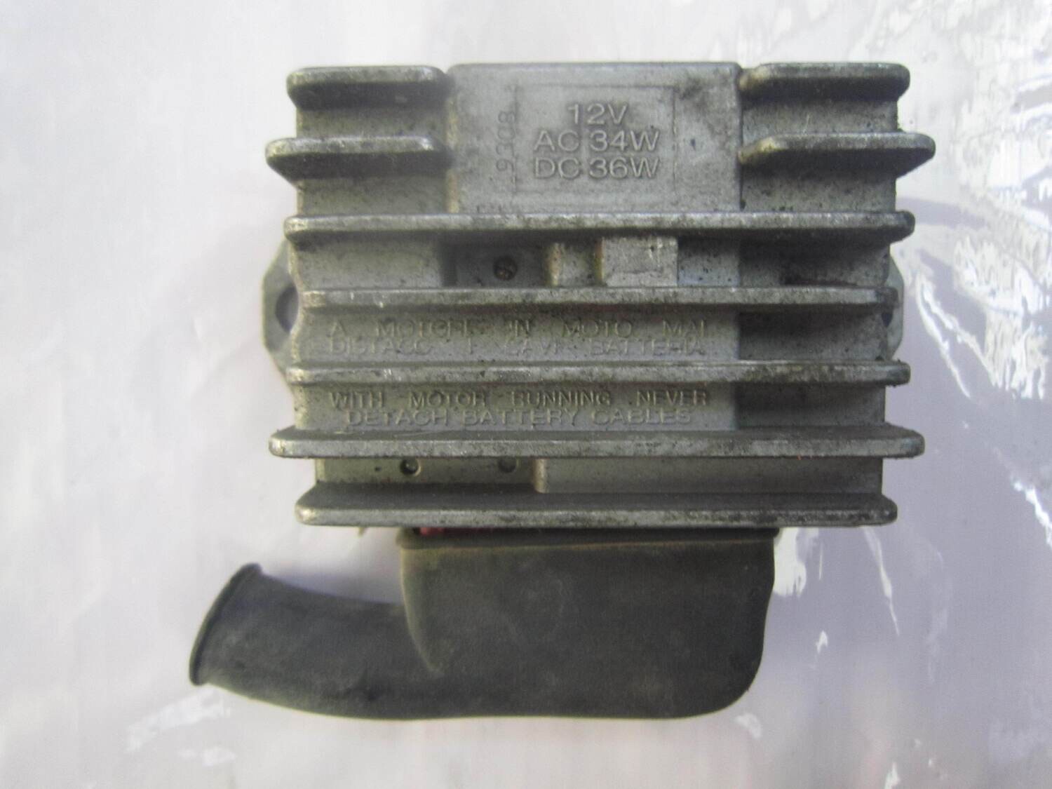 36-100 Regolatore Di Tensione Generica VESPA PIAGGIO Benzina VARIE