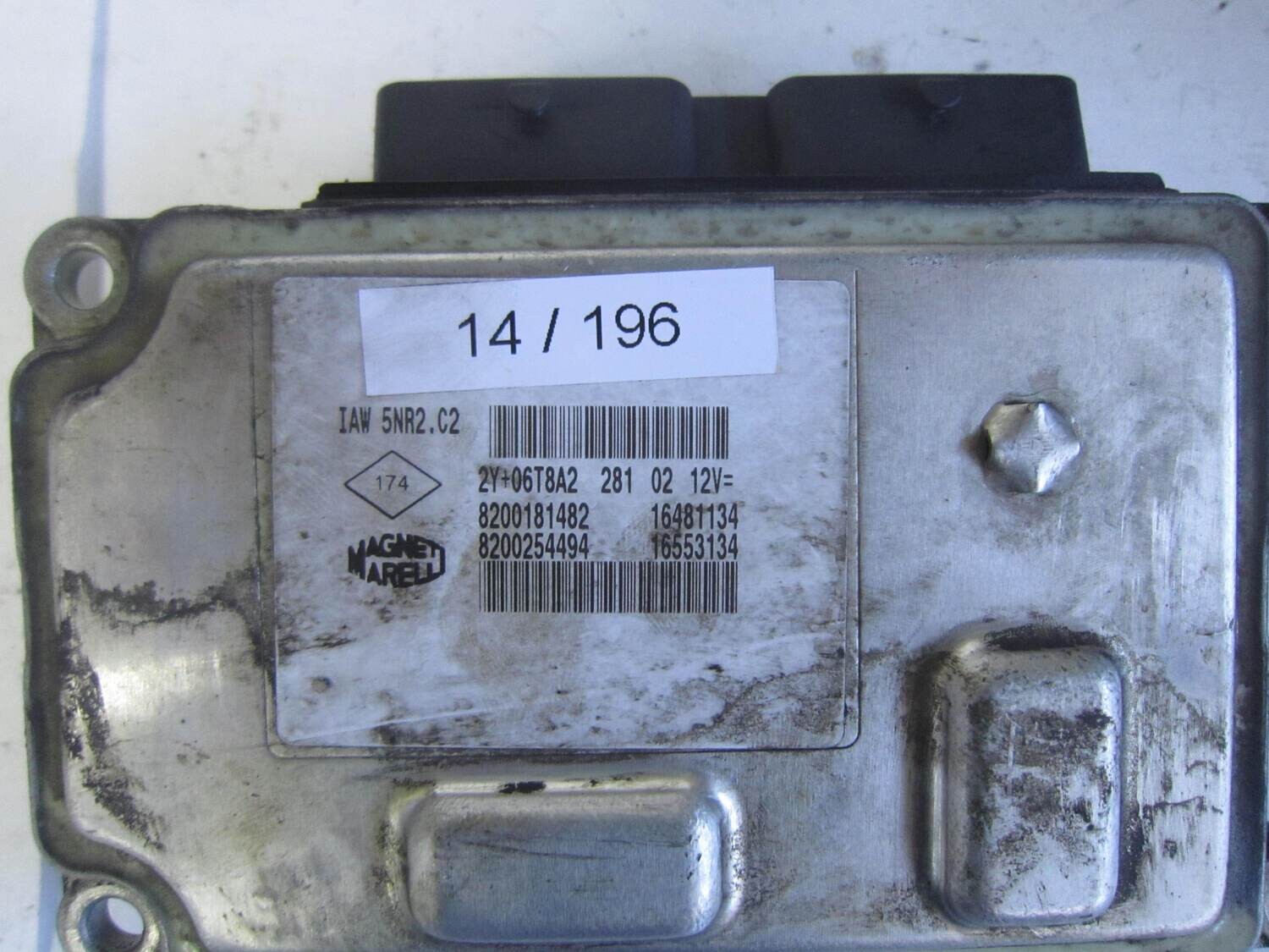 14-196 Centralina Motore Magneti Marelli 5NR2.C2 8200181482 8200232132 IAW 5NR2.C2 16481134   16553034 RENAULT BENZINA CLIO 1.2