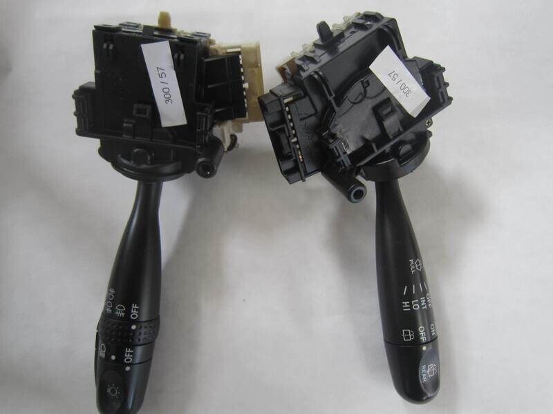 300-57 Comando Luci Devioluci Frecce Tergi Cruise Toyota 173647 173648 Generica YARIS