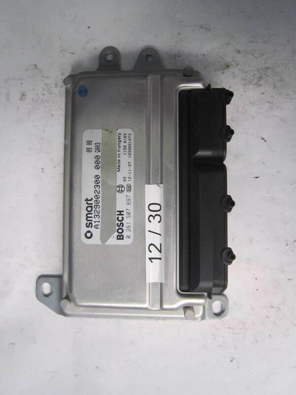 12-30 Centralina Motore Bosch 0261S07697 0 261 S07 697 A1329002300  1039S51473      SMART  FORTWO 1.0