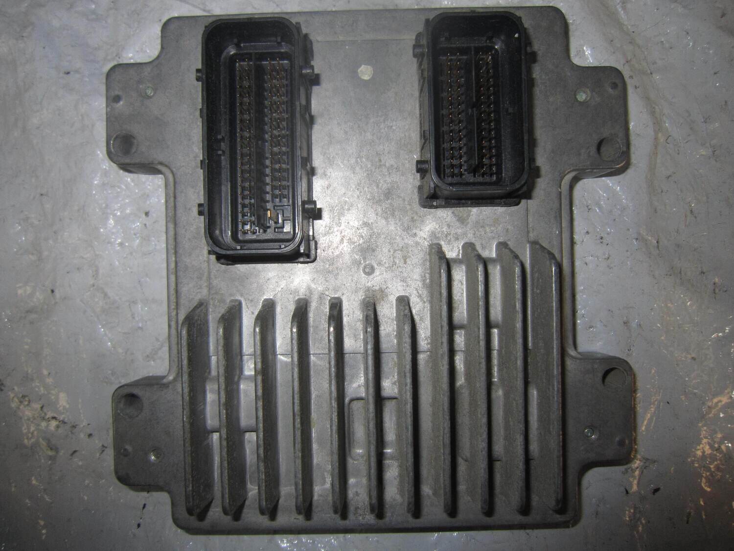 13-113 Centralina Motore AC Delco 55583740 12636386 E83 AA5Y OPEL Benzina CORSA