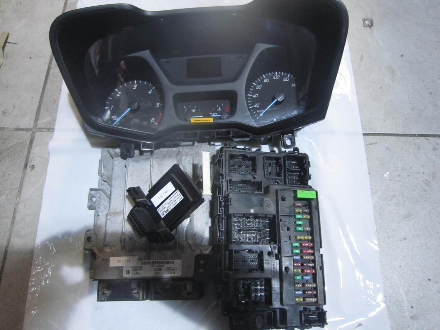 95-251 Kit Motore Ford A2C38412600   GK21-12A650-CA GK2T-15604    A2C755705050000 GK2T-10849-JC GK2T-14F642-AC FORD Diesel TRANSIT