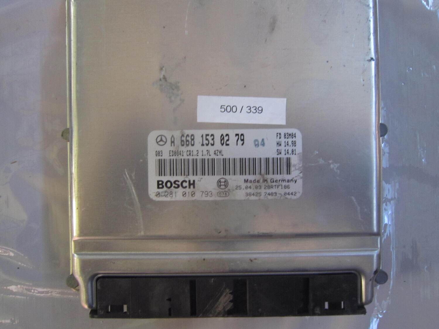500-339 Centralina Motore Bosch 0 281 010 793 0281010793 A 668 153 02 79 A6681530279 28RTF186 HW 14.98    SW 14.01 CR1.2 Mercedes Diesel CLASSE A 1.7