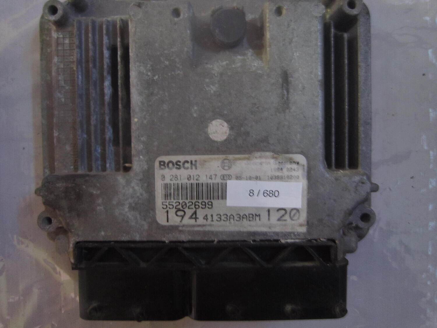 8-680 Centralina Motore Bosch 0 281 012 147 0281012147 55202699 1039S10208 194 4133A3ABM 120 ALFA ROMEO / FIAT / LANCIA Diesel CROMA 1.9