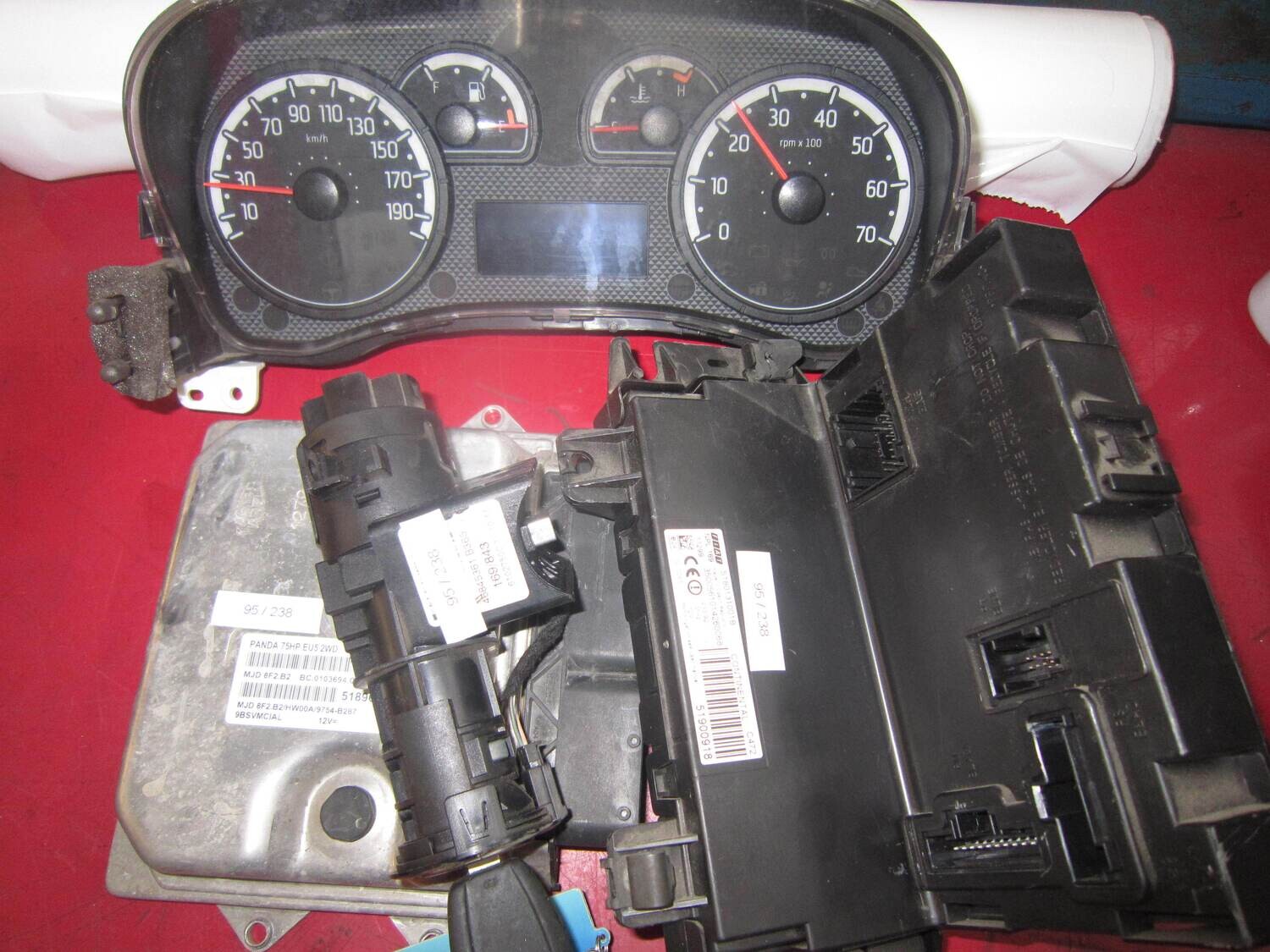 95-238 Kit Motore Alfa Romeo / Fiat / Lancia 51896811 MJD 8F2.B2 MJD8F2B2 51900918   S180131001B 555000460104   51885379 61027500 46845361  169/843 Diesel PANDA 1.3