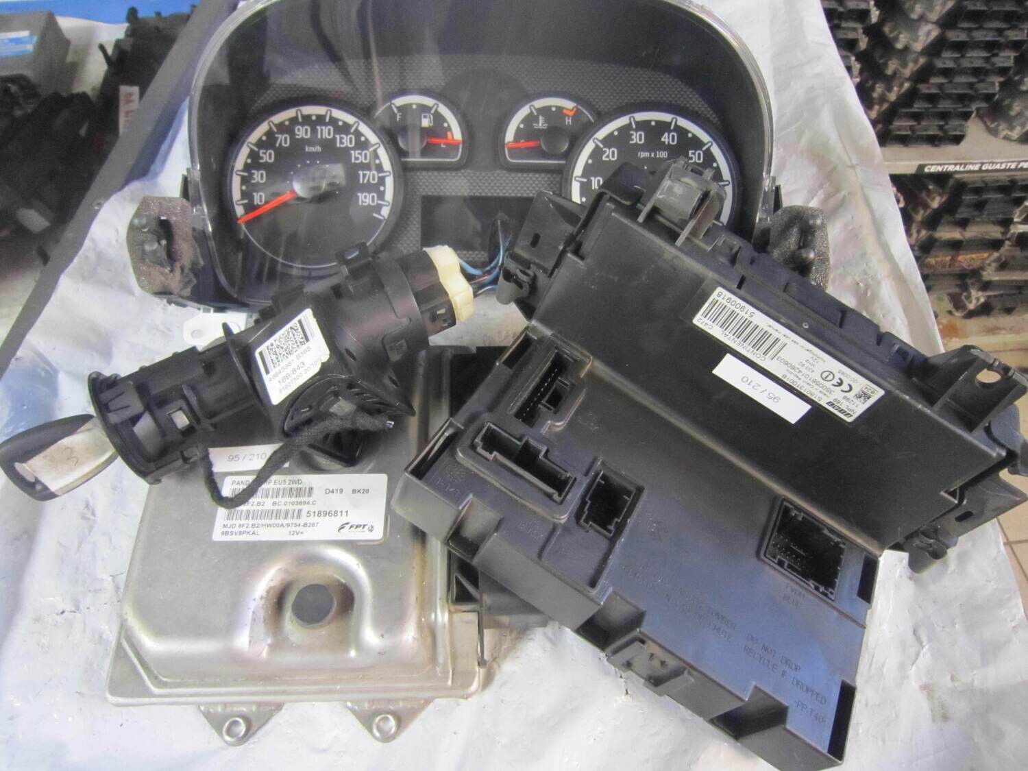 95-210 Kit Motore Alfa Romeo / Fiat / Lancia 51896811 MJD 8F2.B2 MJD8F2B2 51900918    S180131001B 61027500  46845361 51885379 Diesel PANDA 1.3