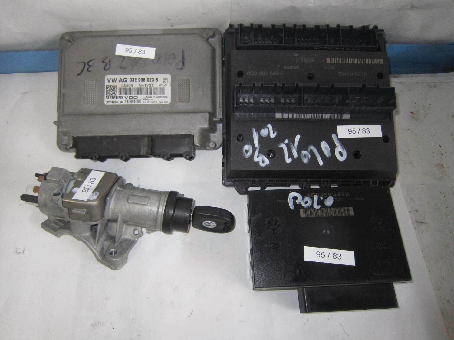 95-83 Kit Motore Volkswagen 5WP40845  03E906023B  4B0 905 851 4B0905851 SIMOS 9.1 HW 04 5WK4 8218  /  6Q2 937 049 F 6Q0 959 433 H Benzina POLO 1.2