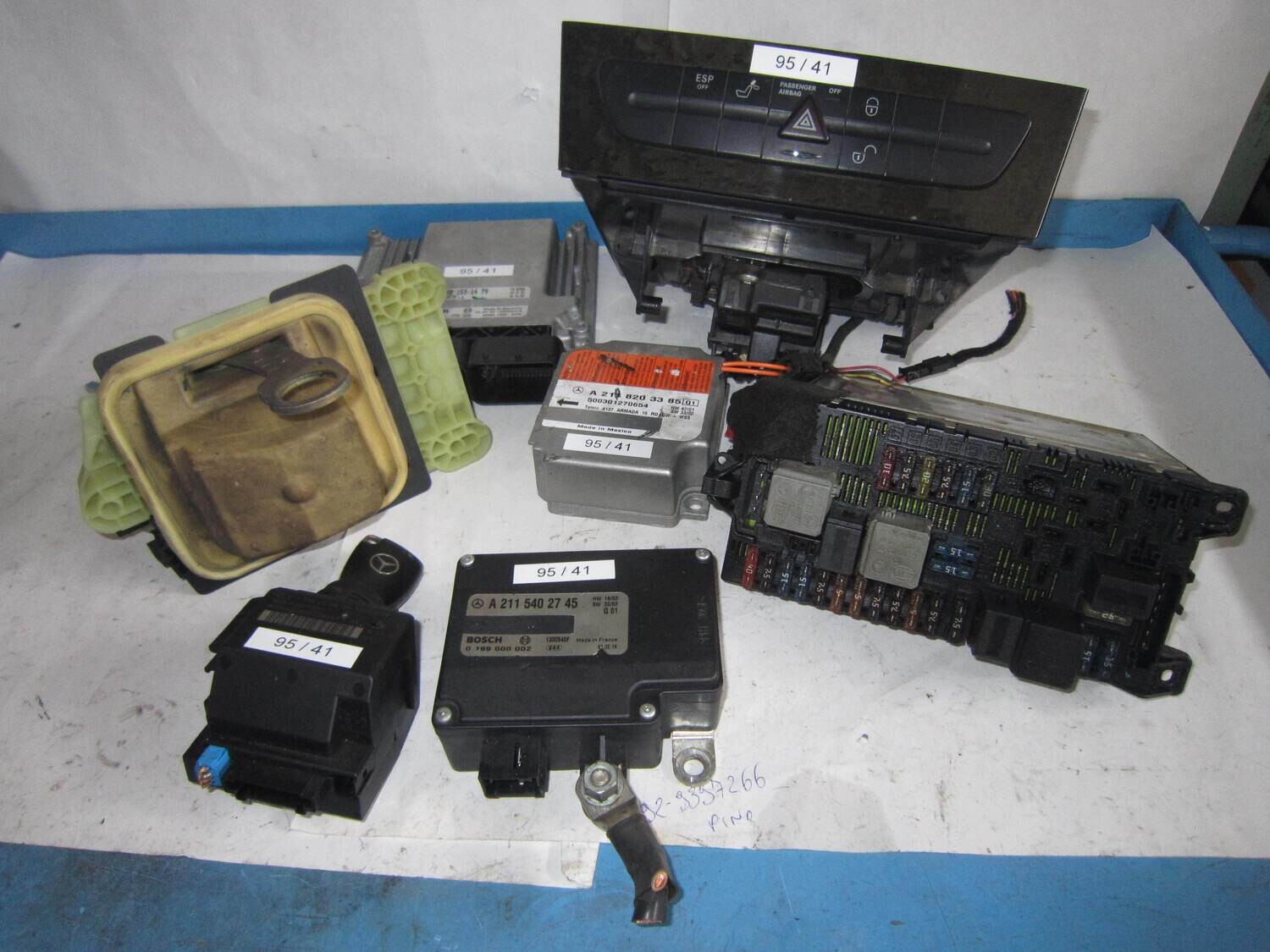 95-41 Kit Motore Mercedes 0 281 011 350 0281011350 A 648 153 14 79 A6481531479 0035455901 2116800572 199000002 A2118203385 2115451208 Diesel CLASSE  E