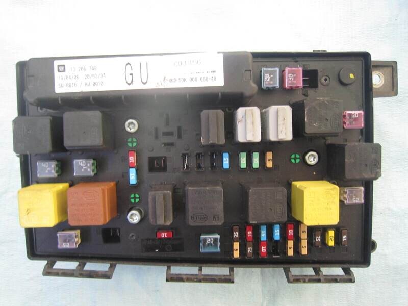 60-156 Scatola Fusibili GM 13 206 748 13206748 5DK 008 668-48 5DK00866848 SW 0816 HW 0021 GU OPEL Diesel ZAFIRA 1.9