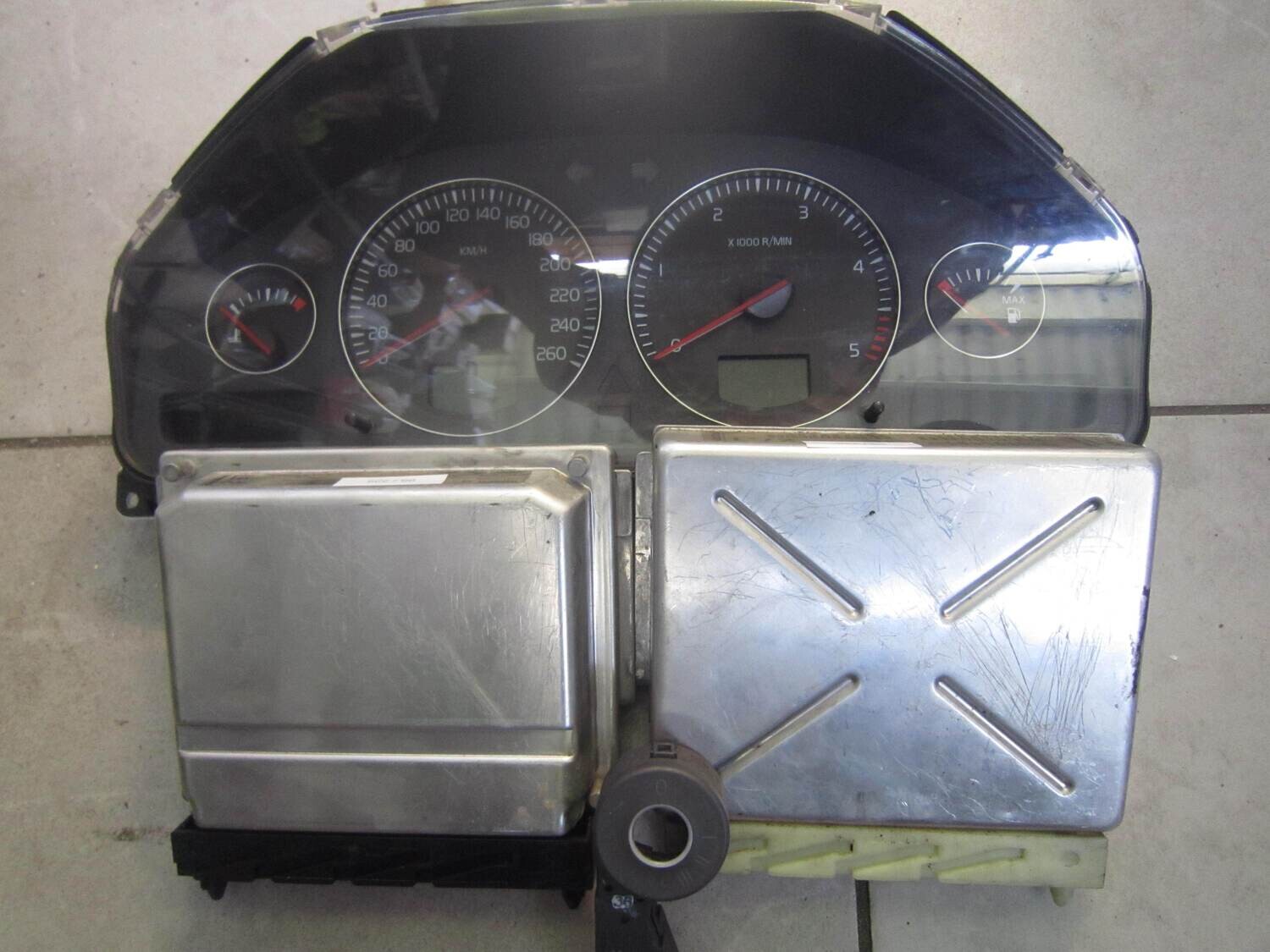 95-225 Kit Motore Volvo 0281011078    L8.2 00001313A6  27.1  P09480761  1T0605A00 8673262 69294-730T 8673073   510130020 Diesel S 60