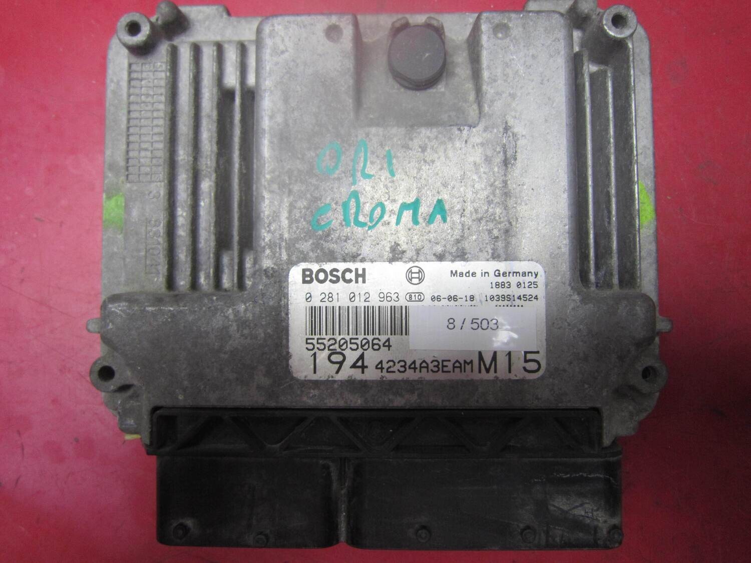 8-503 Centralina Motore Bosch 0 281 012 963 0281012963 51812902 1039S14524 ALFA ROMEO / FIAT / LANCIA Diesel CROMA 1.9