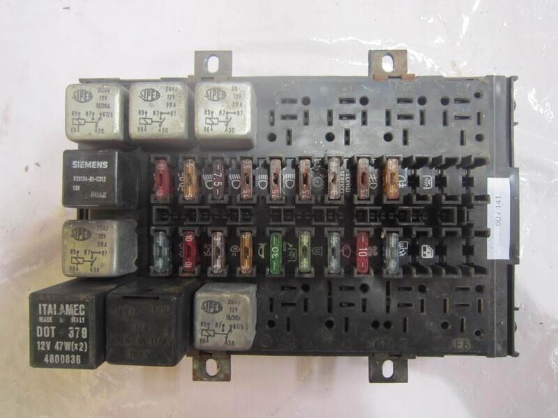 60-141 Scatola Fusibili Alfa Romeo / Fiat / Lancia A 223 A223 2997086 4838244 Diesel DAILY