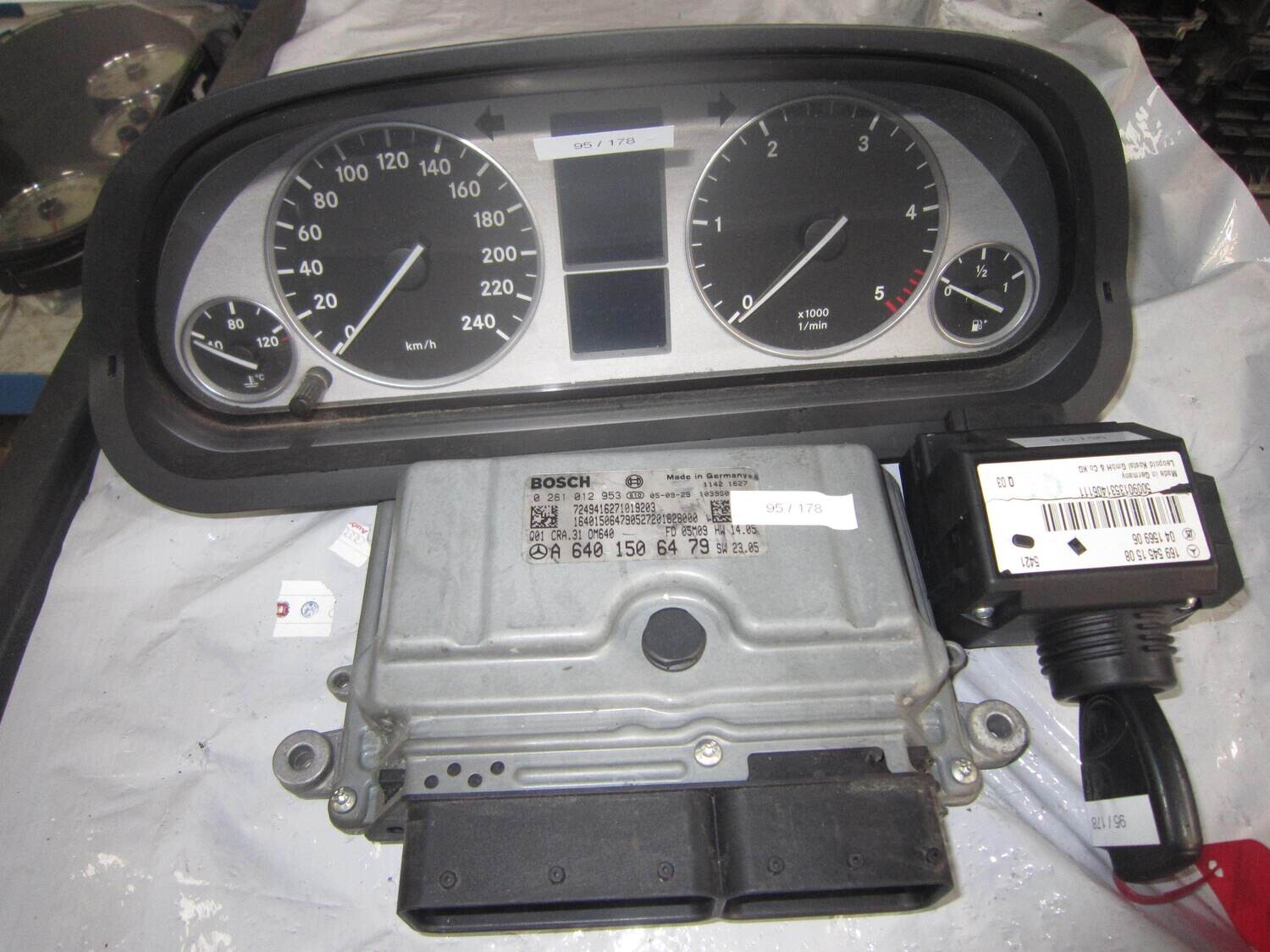 95-178 Kit Motore Mercedes Benz 0 281 012 953 0281012953 A6401506479 1031098101 1695451508 Diesel CLASSE  A B 180 2.2