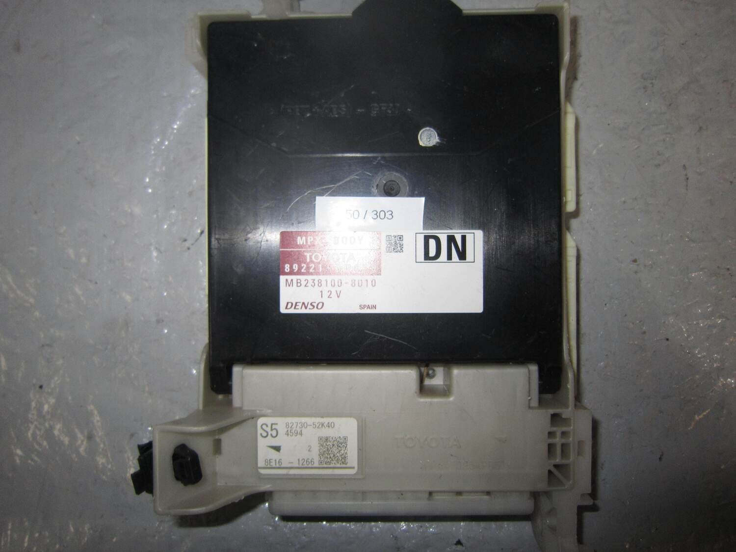 50-303 BODY COMPUTER DENSO 89221-0D870 892210D870 MB238100-8010 MB2381008010 TOYOTA Ibrida YARIS