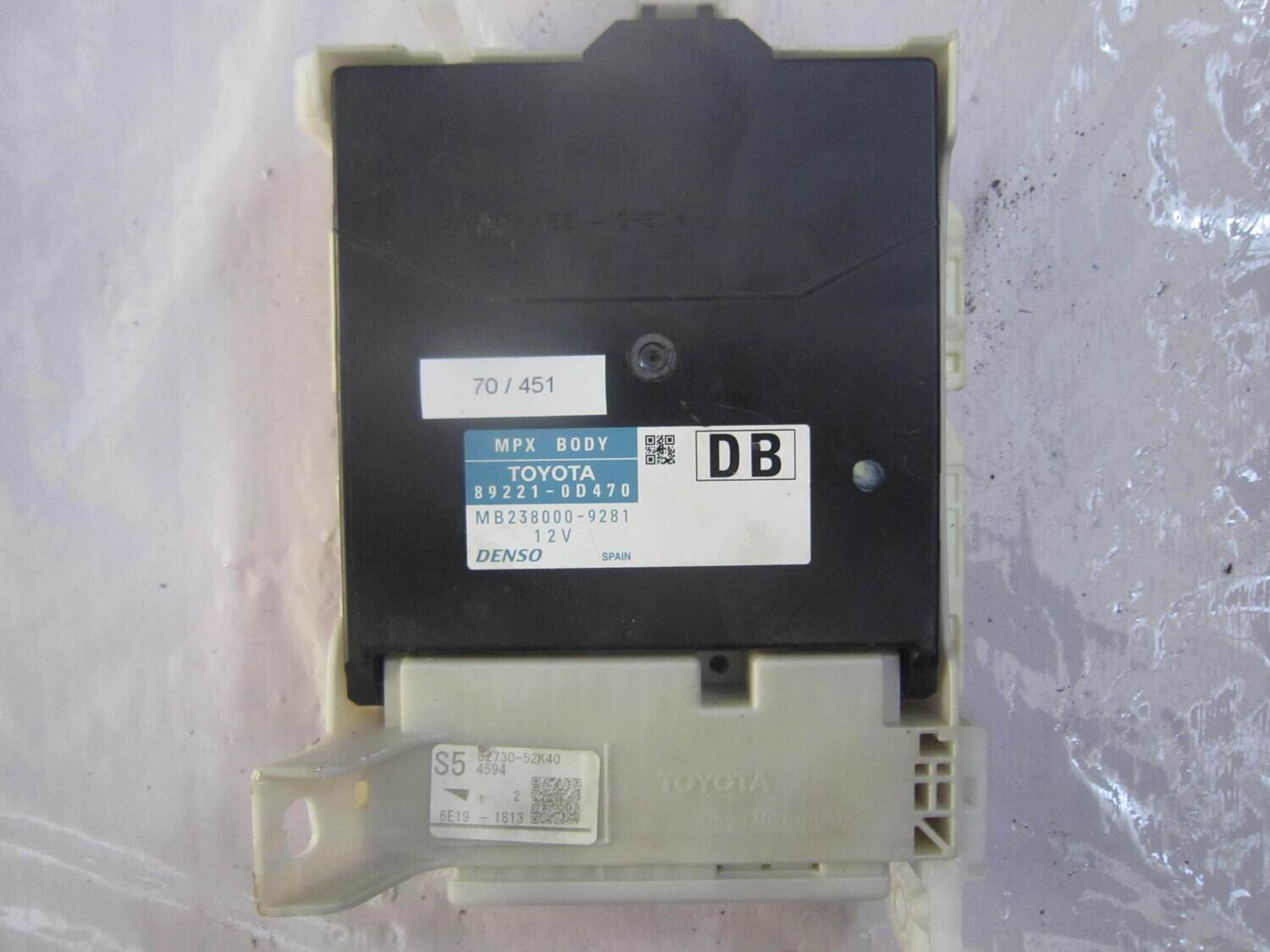 70-451 Modulo Di Controllo Denso 89221-0D470 892210D470 MB238000-9281 MB2380009281 82730-52K40 S5 TOYOTA Ibrida YARIS