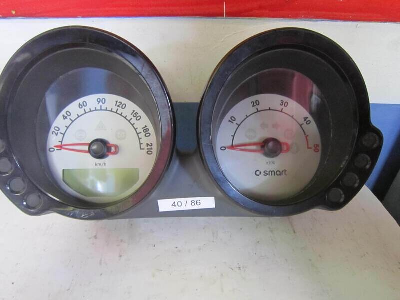 40-86 Quadro Strumenti / Contachilometri Smart A 454 540 33 11 / 001 A4545403311001 T1027950-02 T102795002 DIESEL FORFOUR