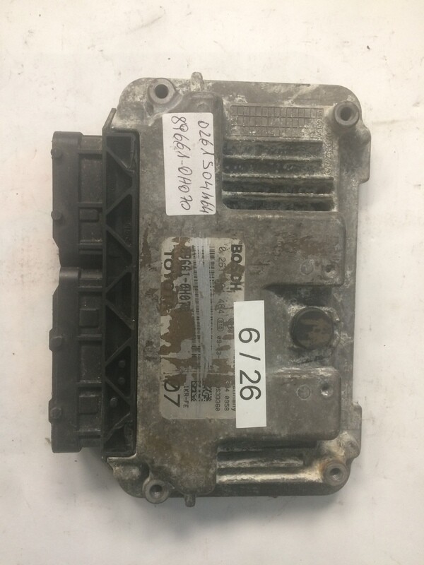 6-26 Centralina Motore Bosch 0261S04464 896610H070 1039S33360 TOYOTA  AYGO 1.0