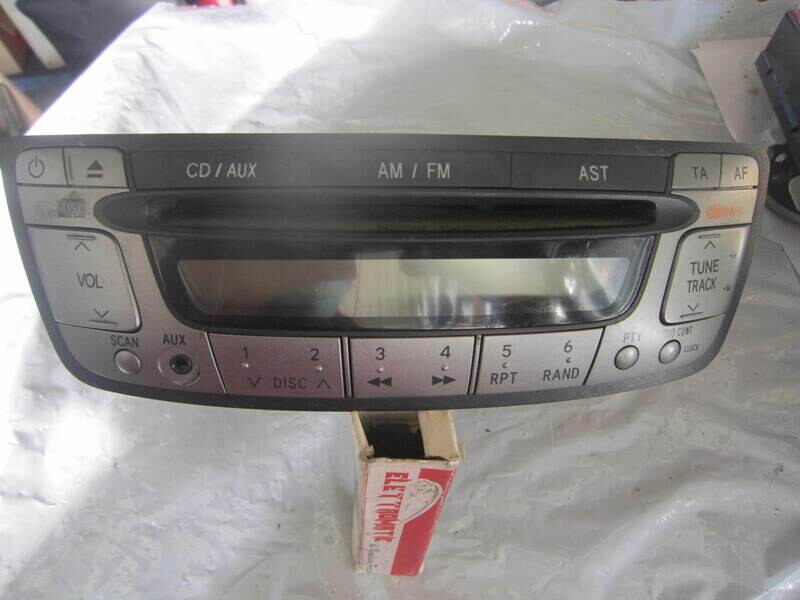 20-286 Autoradio Blaupunkt 55405-0H010 554050H010 CQ-MS0570LC CQMS0570LC   TOYOTA Generica AYGO