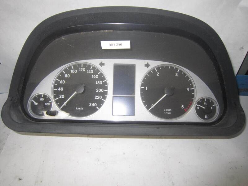 40-246 Quadro Strumenti / Contachilometri Bosch 1 031 098 101 1031098101 A 169 540 19 47 A1695401947 MERCEDES BENZ DIESEL  CLASSE  A