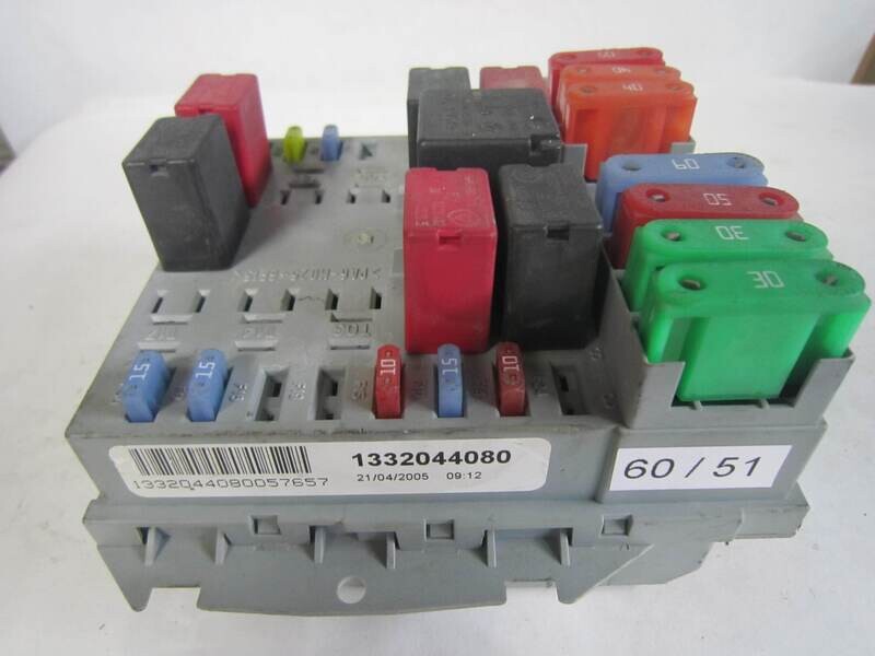 60-51 Scatola Fusibili Alfa Romeo / Fiat / Lancia 1332044080 DUCATO