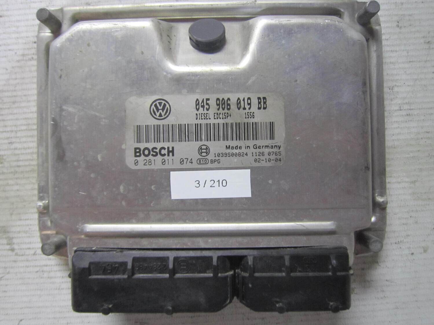 3-210 Centralina Motore Bosch 0 281 011 074 0281011074 045 906 019 BB 045906019BB 1039S00024 EDC15P VOLKSWAGEN VARIE