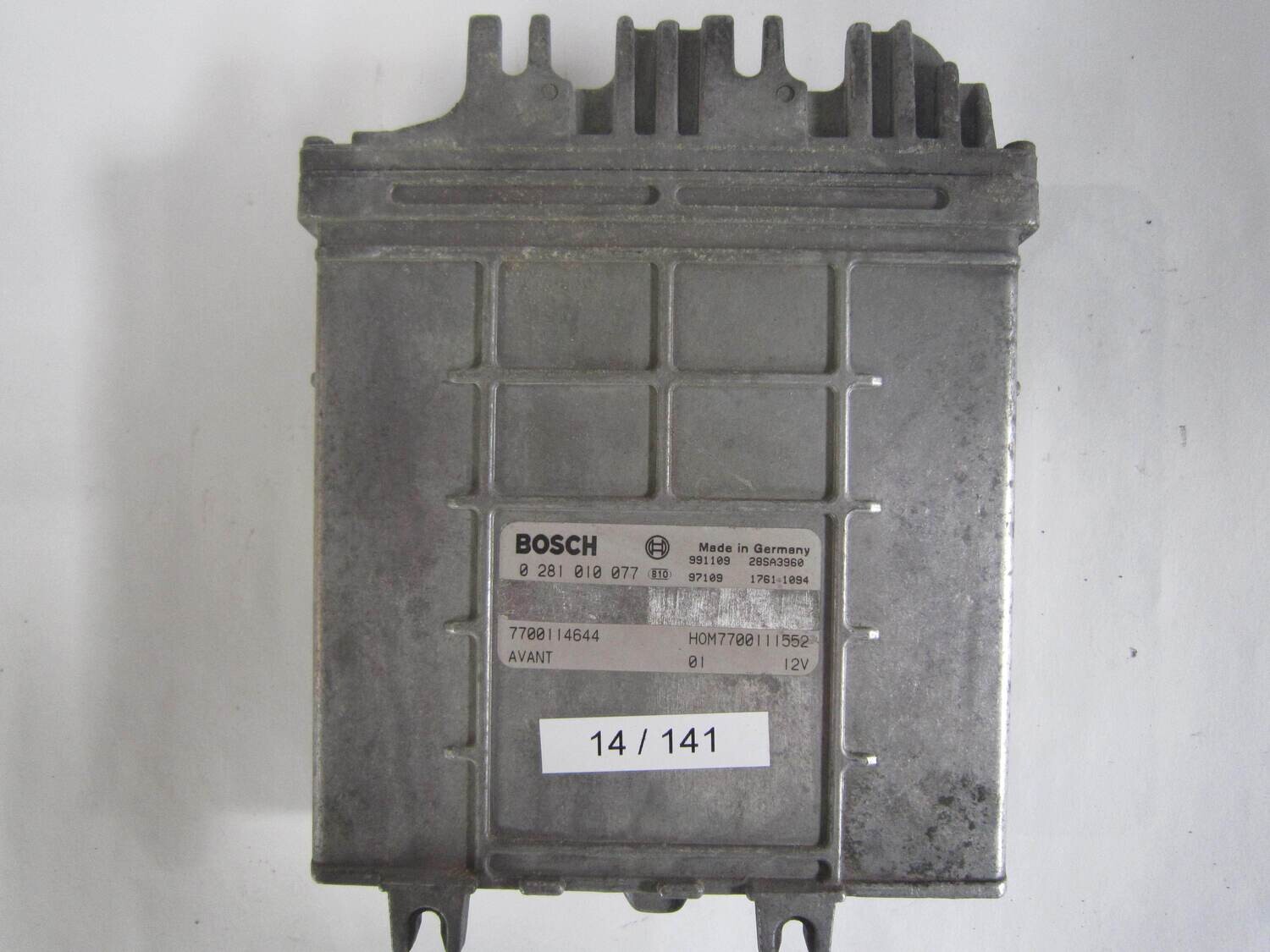 14-141 Centralina Motore Bosch 0281010077 0 281 010 077 7700114644  HOM 7700111552 HOM7700111552 28SA3960    RENAULT  SCENIC 1.9 DTI