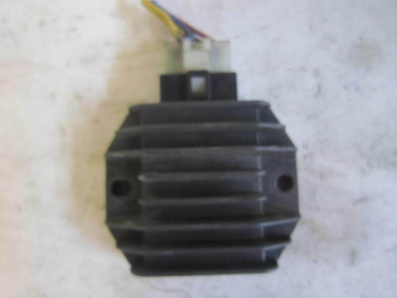 36-39 Regolatore Di Tensione Generica SH640D-12 SH640D12 G5.3113 G53113 PIAGGIO VARIE