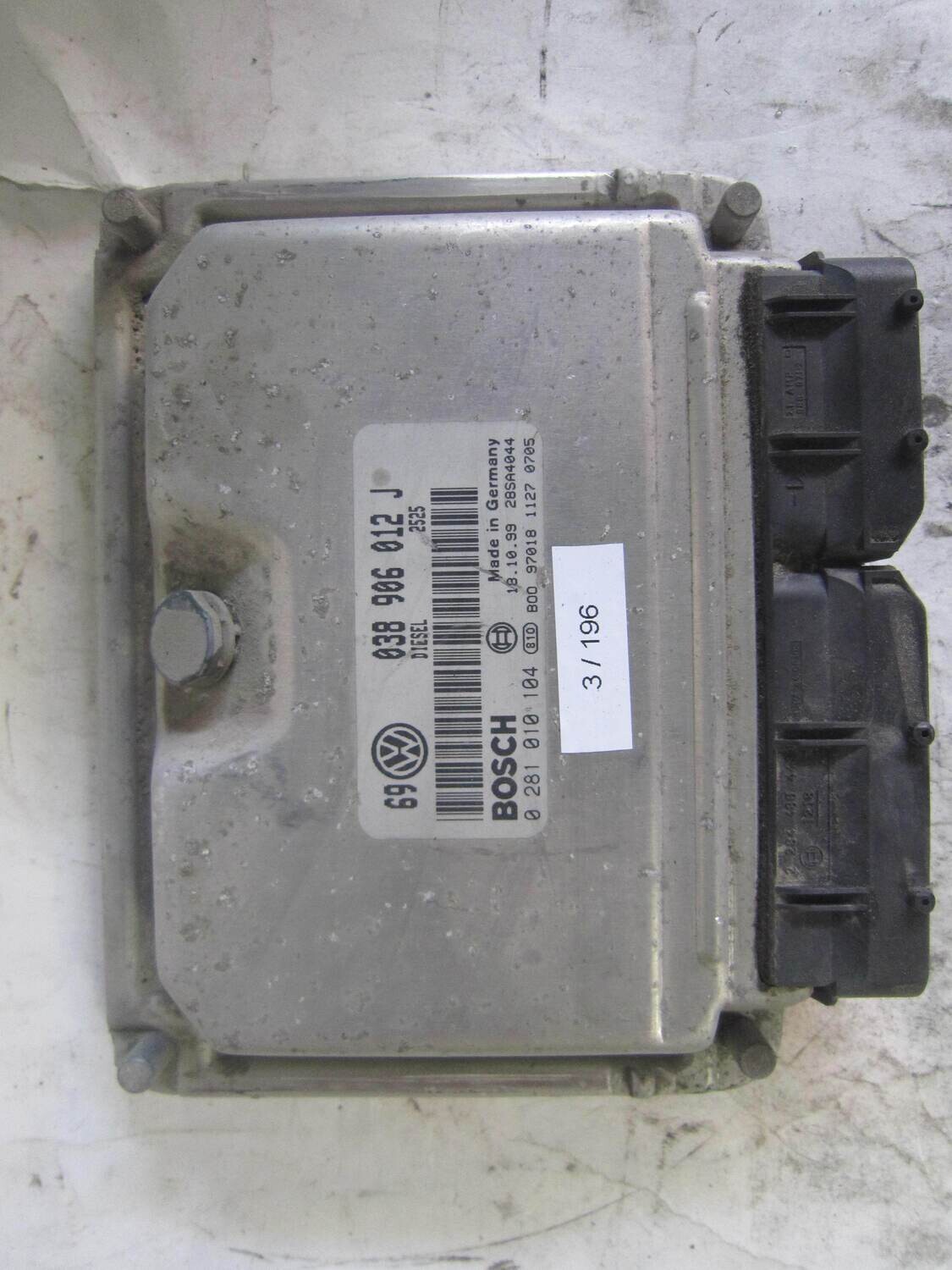 3-196 Centralina Motore Bosch 0 281 010 104 0281010104 038 906 012 J 038906012J 28SA4044 VOLKSWAGEN VARIE 1.9