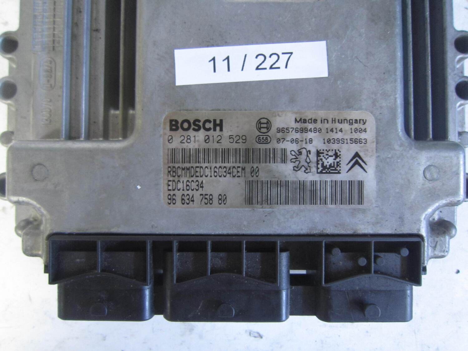 11-227 centralina motore bosch 0 281 012 529 96 634 758 80 1039s15663 edc16c34  citroen / peugeot 207