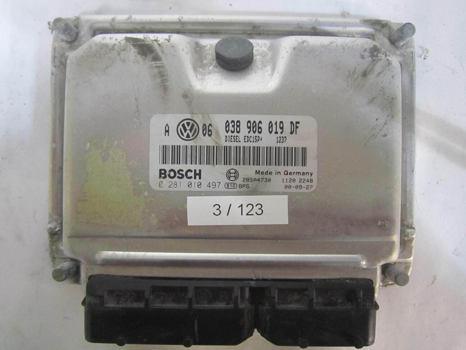 3-123 Centralina Motore Bosch 0 281 010 497 0281010497 038 906 019 DF 038906019DF 28SA4730 EDC15P VOLKSWAGEN Diesel GOLF 1.9