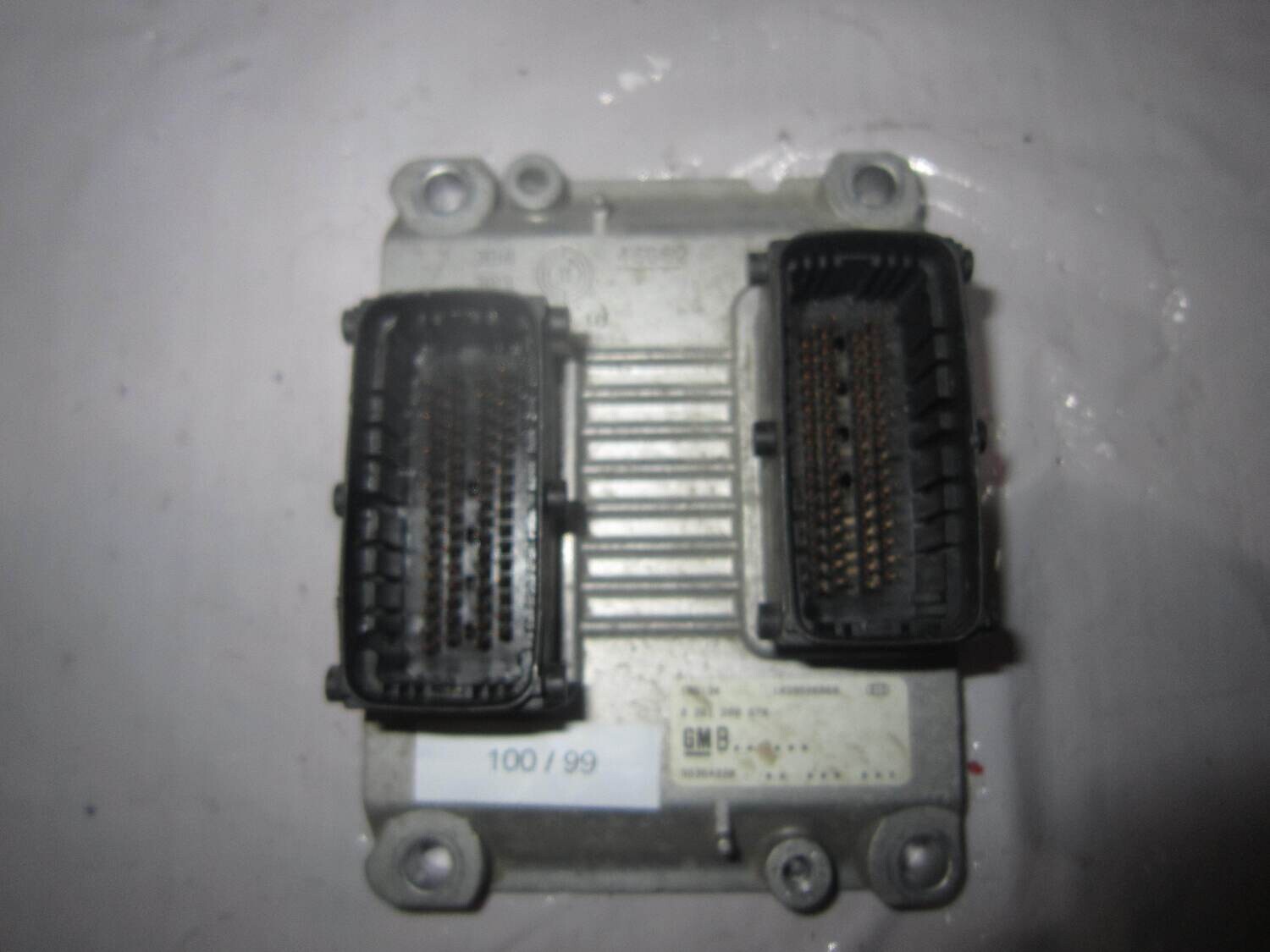 100-99 Centralina Motore GM 0 261 208 670 0261208670  1039S06866   OPEL Benzina VARIE