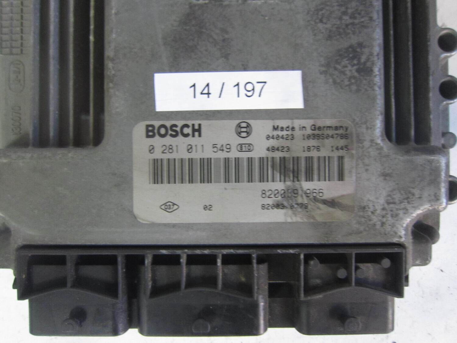 14-197 centralina motore bosch 0 281 019 147 237102213r 1039s57881 237102720r  renault megane